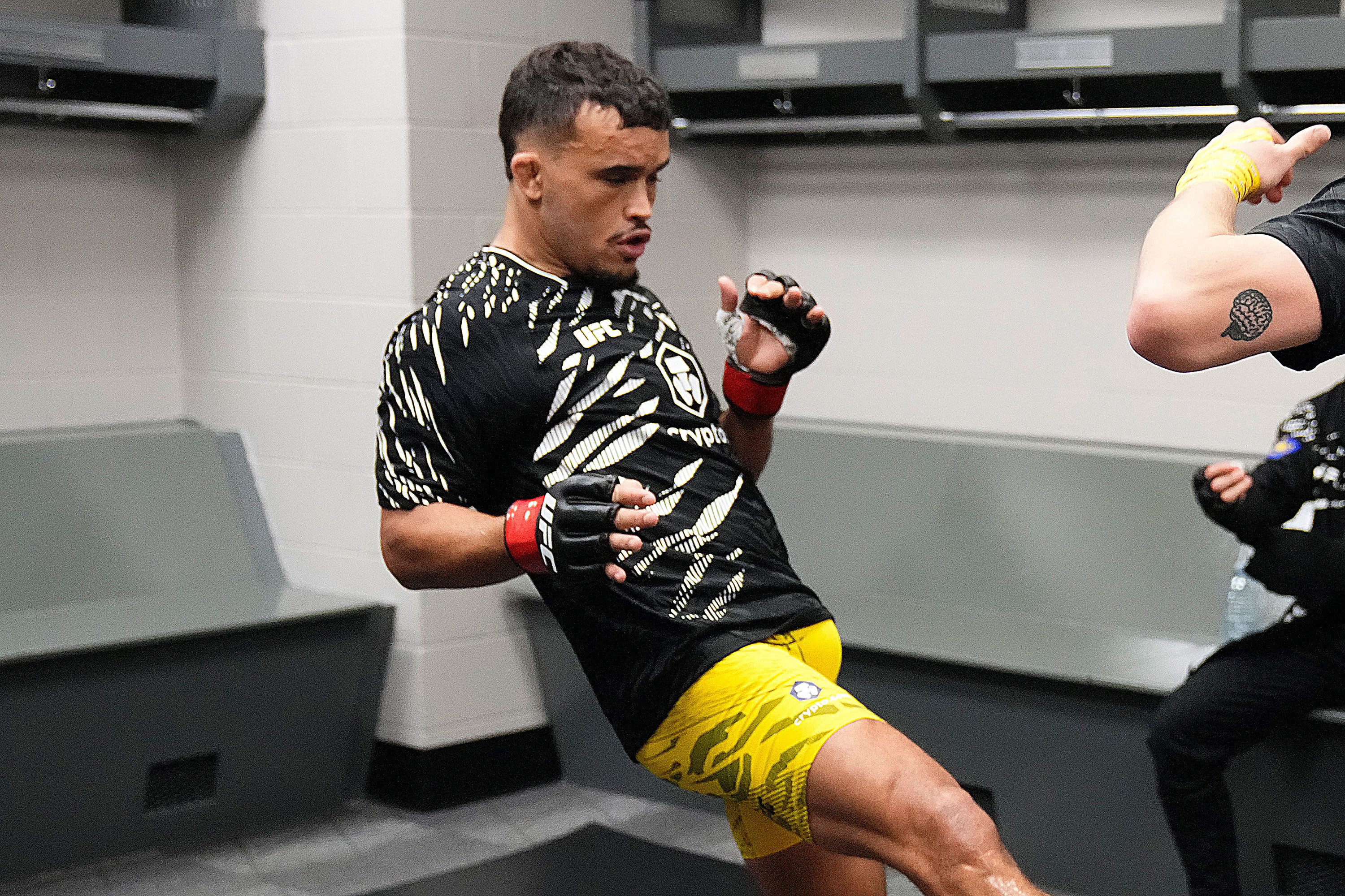 Daniel Santos 1-of-1 Fight Issued Jersey UFC 315: Muhammad vs Della Maddalena - Image 3