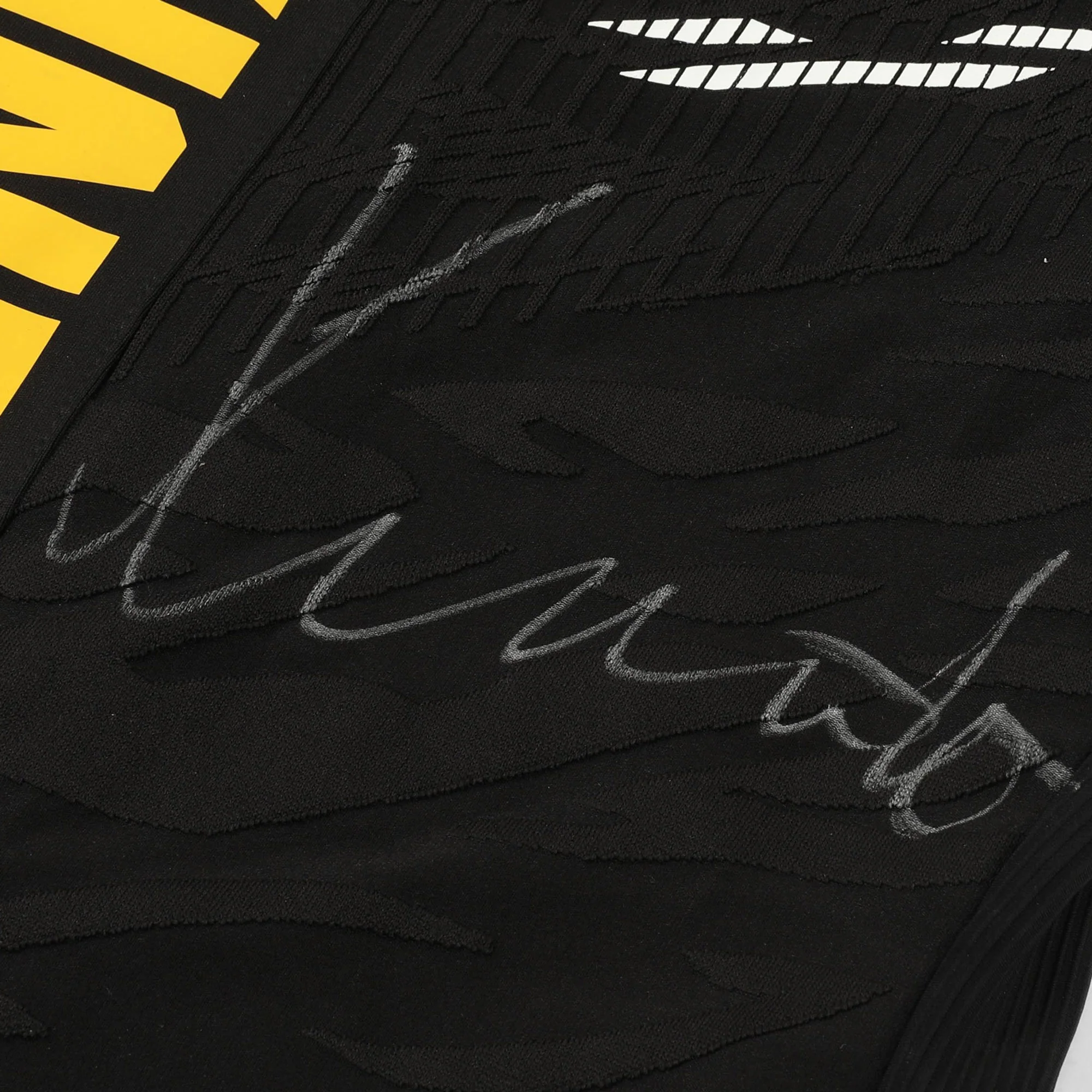 Iasmin Lucindo Signed 1-of-1 Fight Issued Hoodie UFC 313: Pereira vs Ankalaev - Image 4