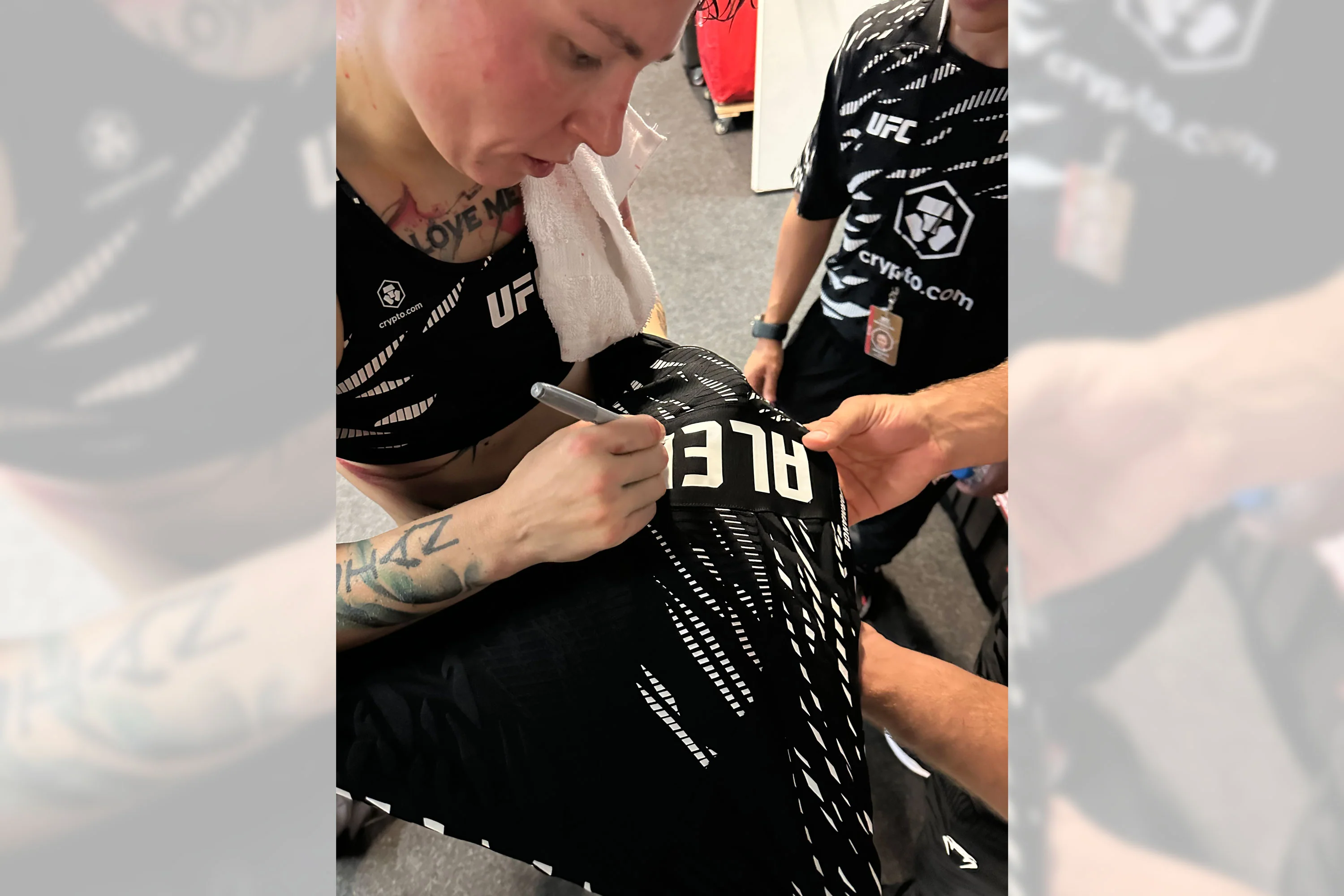 Irina Alekseeva Signed 1-of-1 Fight Issued Jersey UFC Fight Night: Hill vs Rountree Jr - Image 3