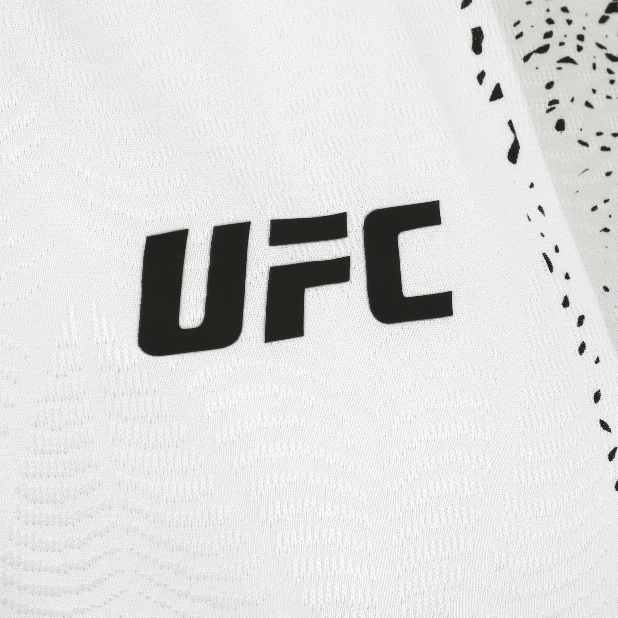 Karine Silva Signed 1-of-1 Fight Worn Jersey UFC Fight Night: Burns vs Malott - Image 4