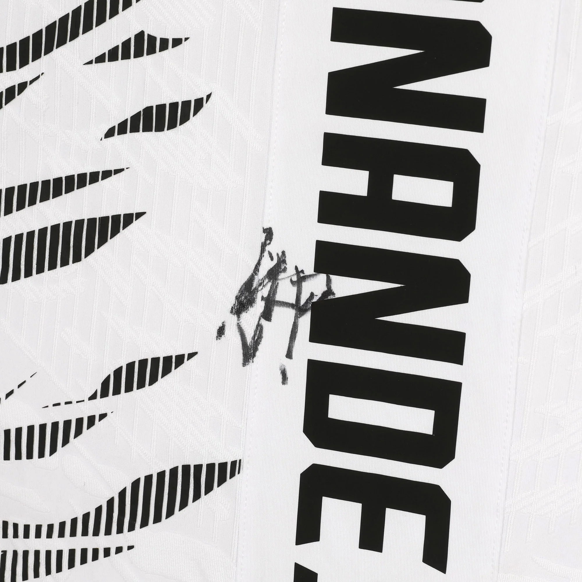 Kaue Fernandes Signed 1-of-1 Fight Issued Jersey UFC Fight Night: Edwards vs Brady - Image 3
