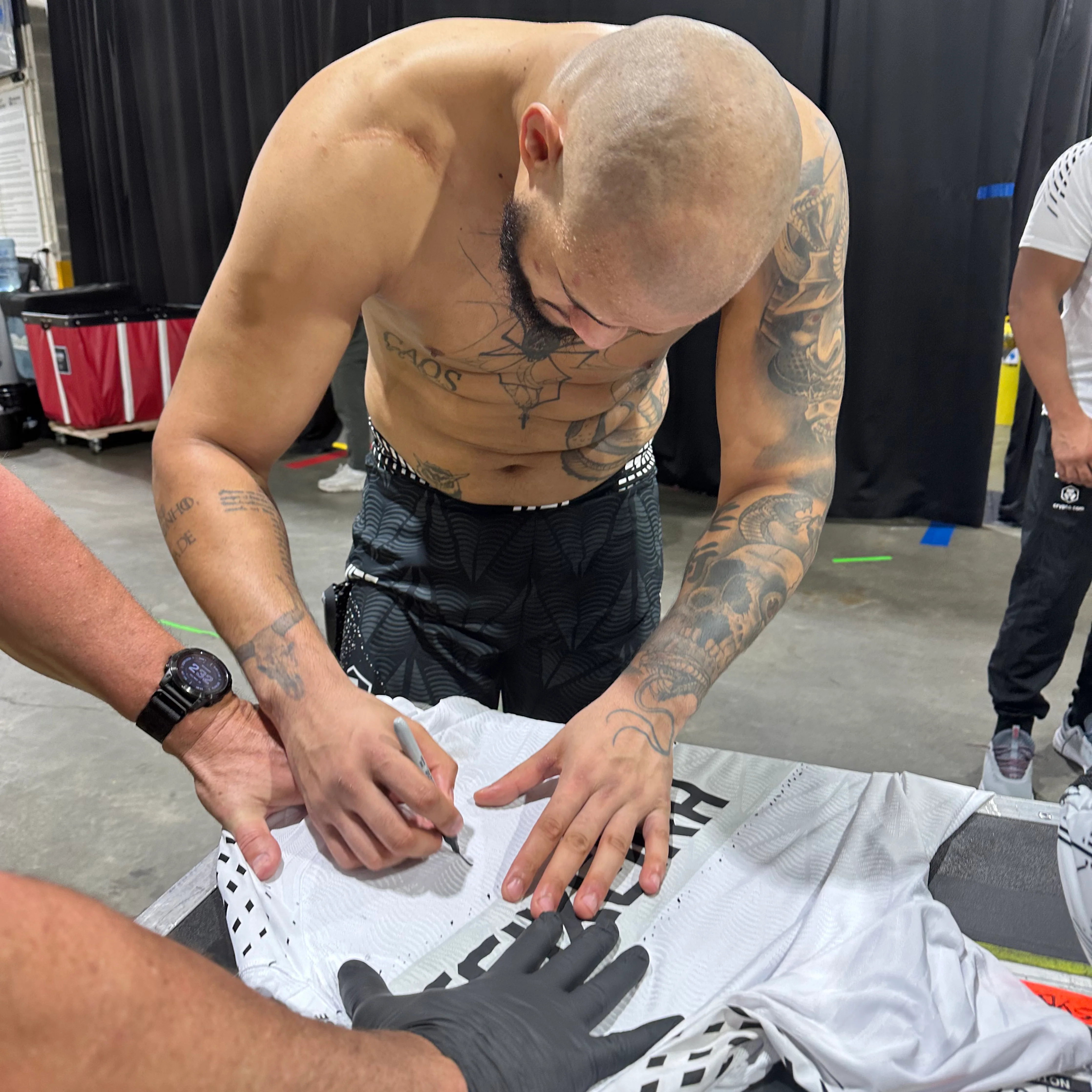 Tallison Teixeira Signed 1-of-1 Fight Worn Jersey UFC 325: Volkanovski vs Lopes 2 - Image 2