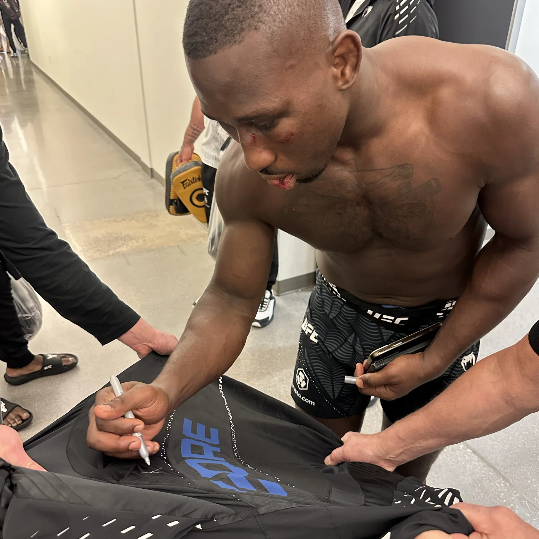 Tresean Gore Signed 1-of-1 Fight Worn Hoodie UFC Fight Night: Moicano vs Duncan - Image 3